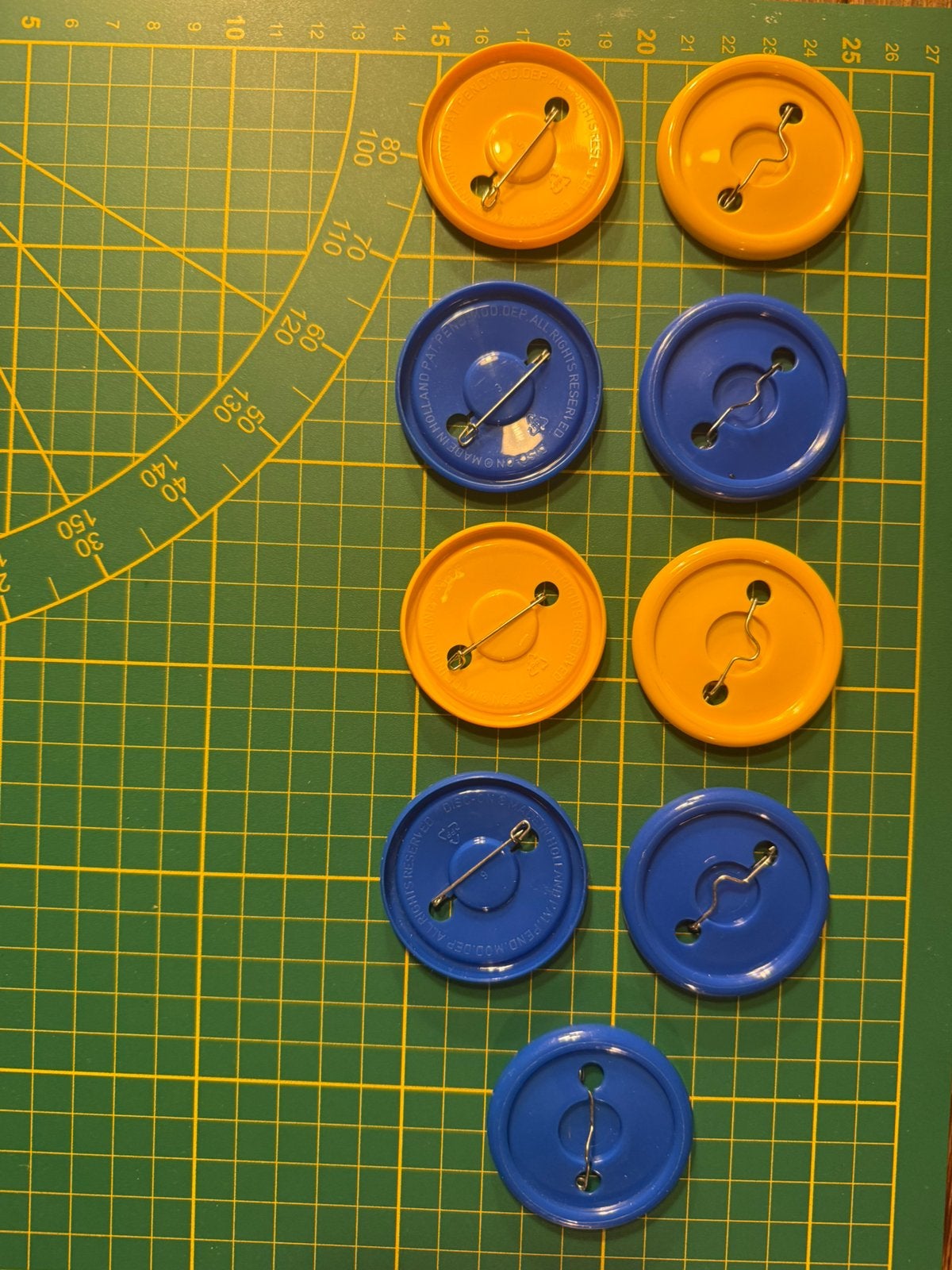 9x Original Rare Vintage Flippo Clip On Broches, Verzamelen, Ophalen of Verzenden, Losse flippo's