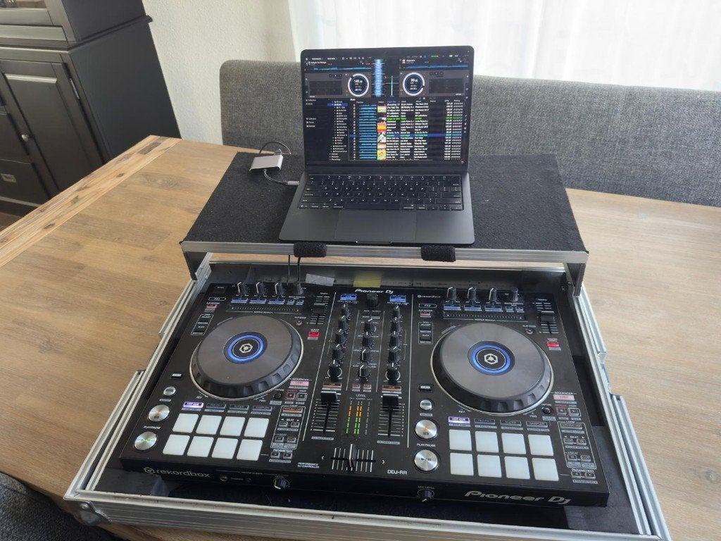 Pioneer DDJ-RR + Handgemaakte flightcase, Muziek en Instrumenten, Ophalen, Zo goed als nieuw, Draaitafel, Pioneer