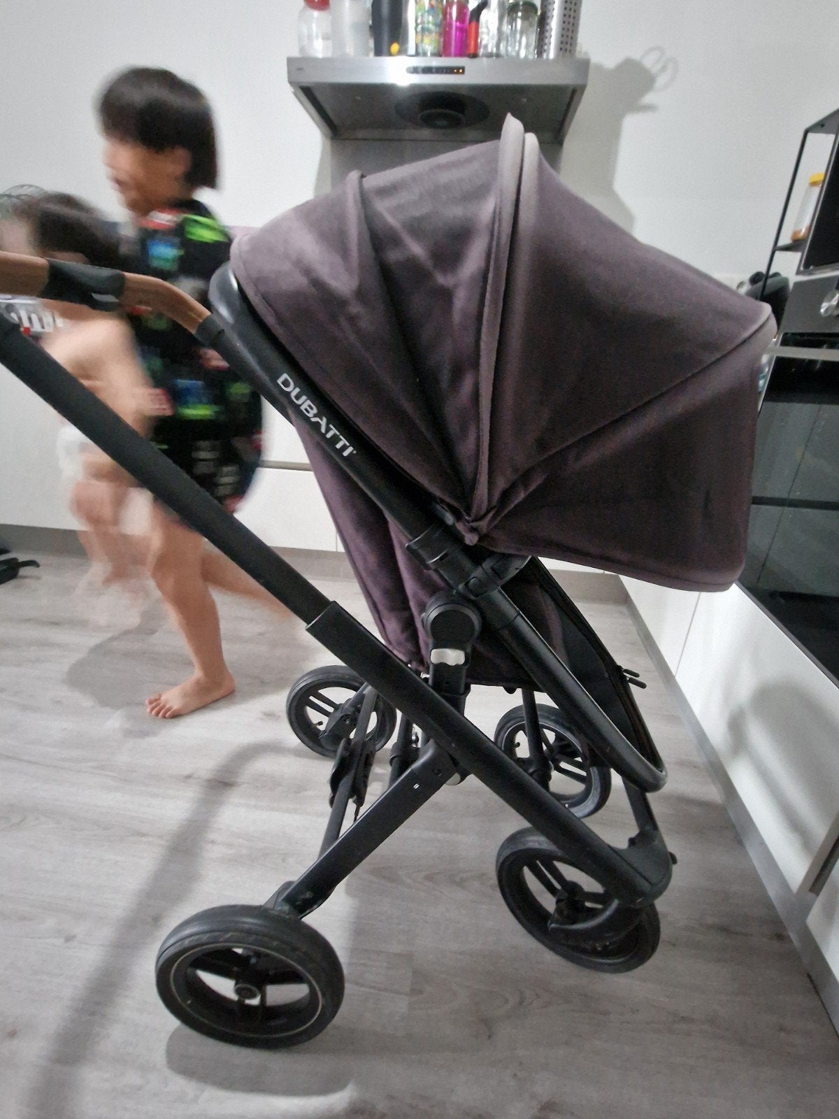 Dubatti kinderwagen met reiswieg -, Kinderen en Baby's, Kinderwagens en Combinaties, Ophalen, Gebruikt, Overige merken, Met reiswieg