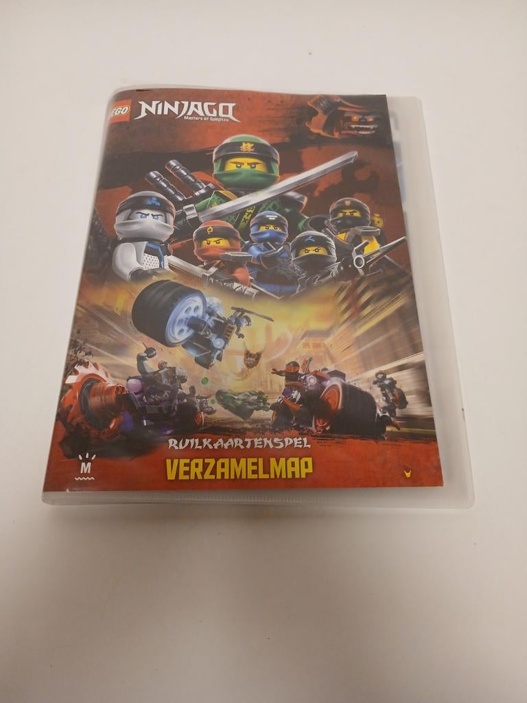 Map met lego ninjago verzamelkaarten ninjago kaarten, Ophalen of Verzenden, Zo goed als nieuw