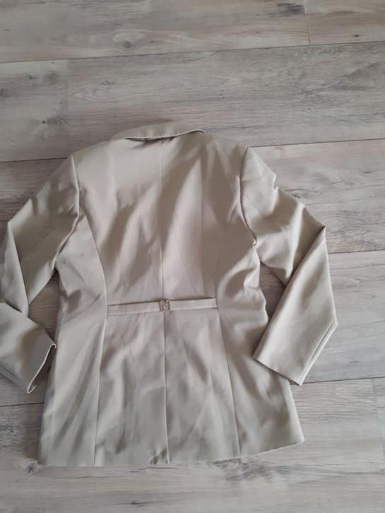 Nikkie blazer maat 42, Kleding | Dames, Ophalen of Verzenden, Nieuw, Maat 42/44 (L), Beige