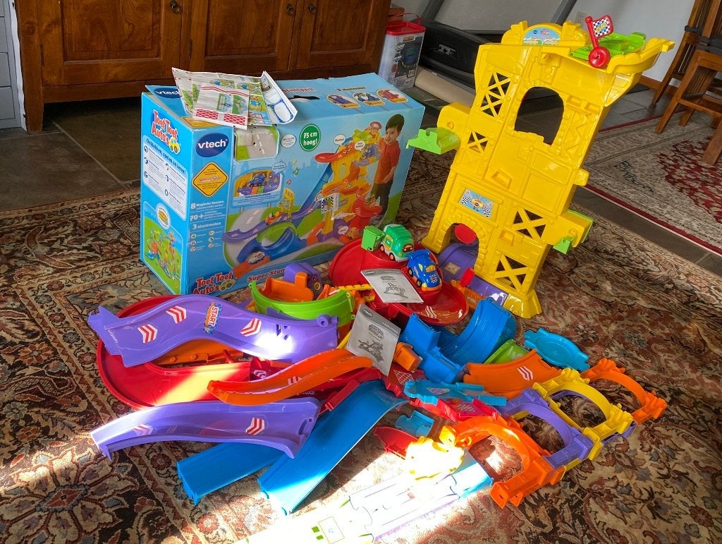 VTech Toet Toet Auto's Super Stuntpark + Brug met wegdelen, 2 tot 4 jaar, VTech Electronics Europe B.V., Postbus 1000, 5900 BA Venlo, Nederland