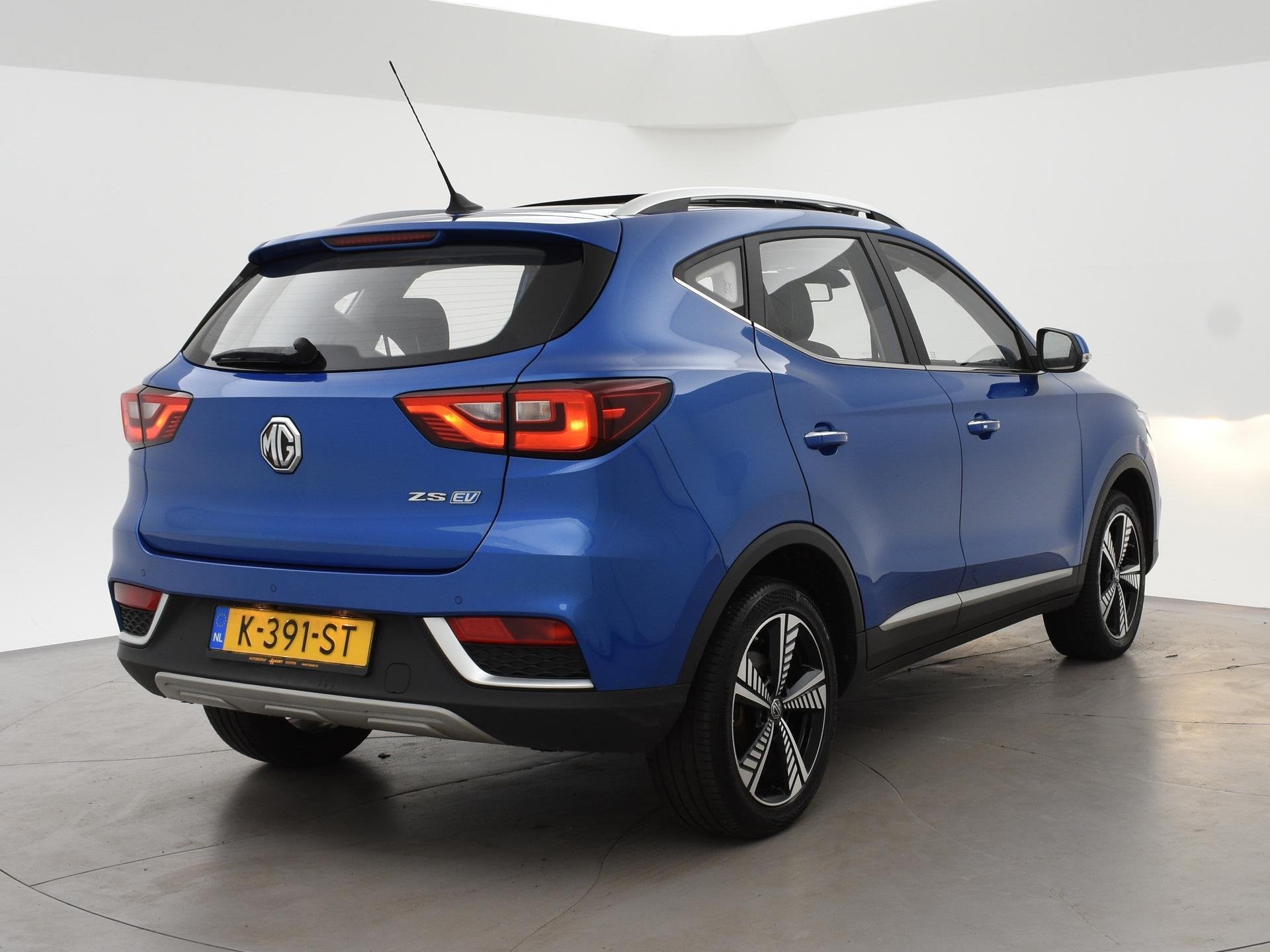 MG MG ZS EV LUXURY 45 kWh + TREKHAAK | PANORAMA | JBL 95,1%, Auto's, MG, 45 kWh, Gebruikt, Startonderbreker, 143 pk