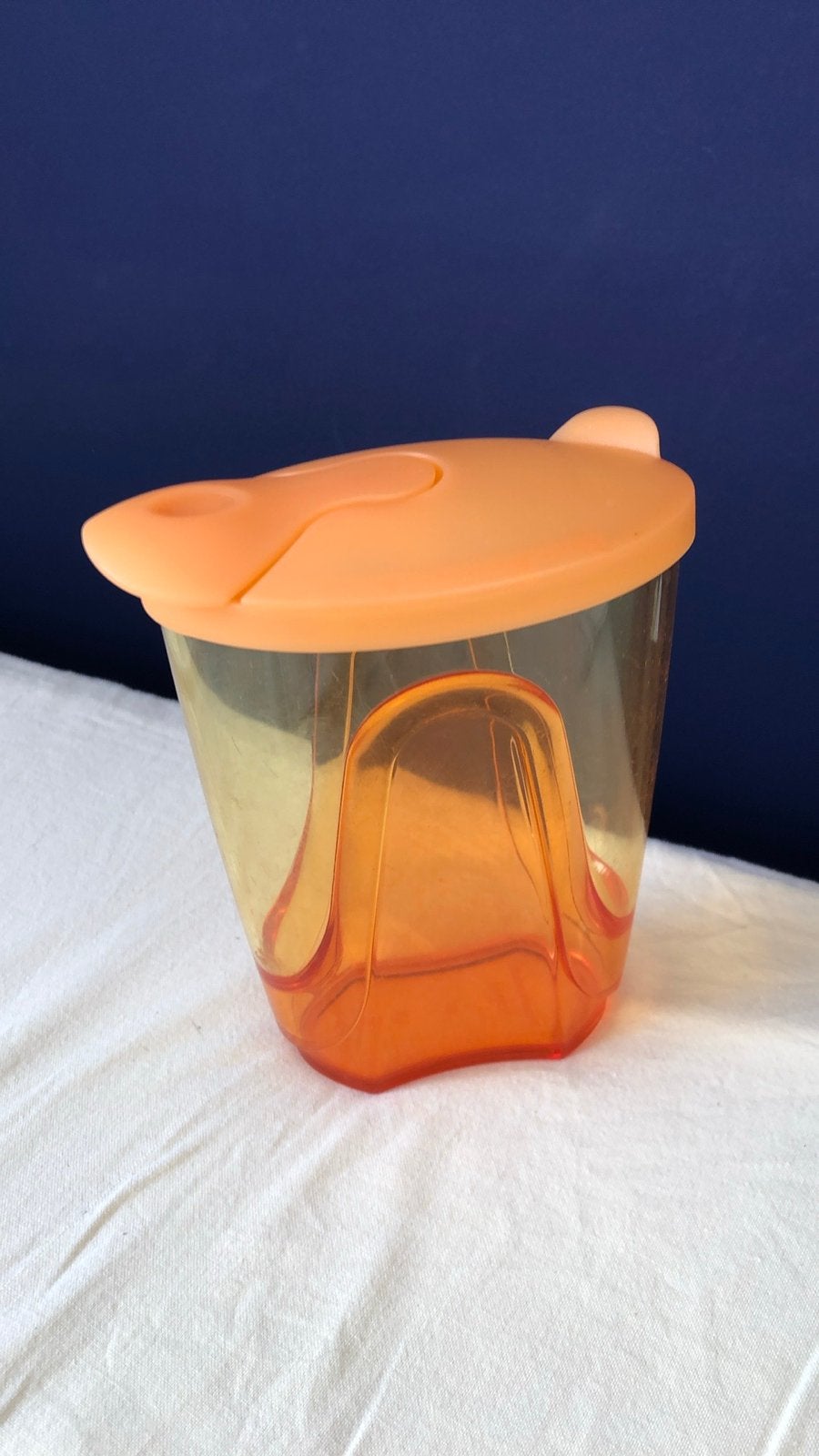 Tupperware melkkannetje, oranje/geel, Gebruikt, Overige typen, Oranje, Ophalen of Verzenden