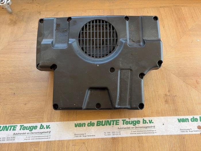 Subwoofer van een Fiat 500, Gebruikt, -, -, Fiat