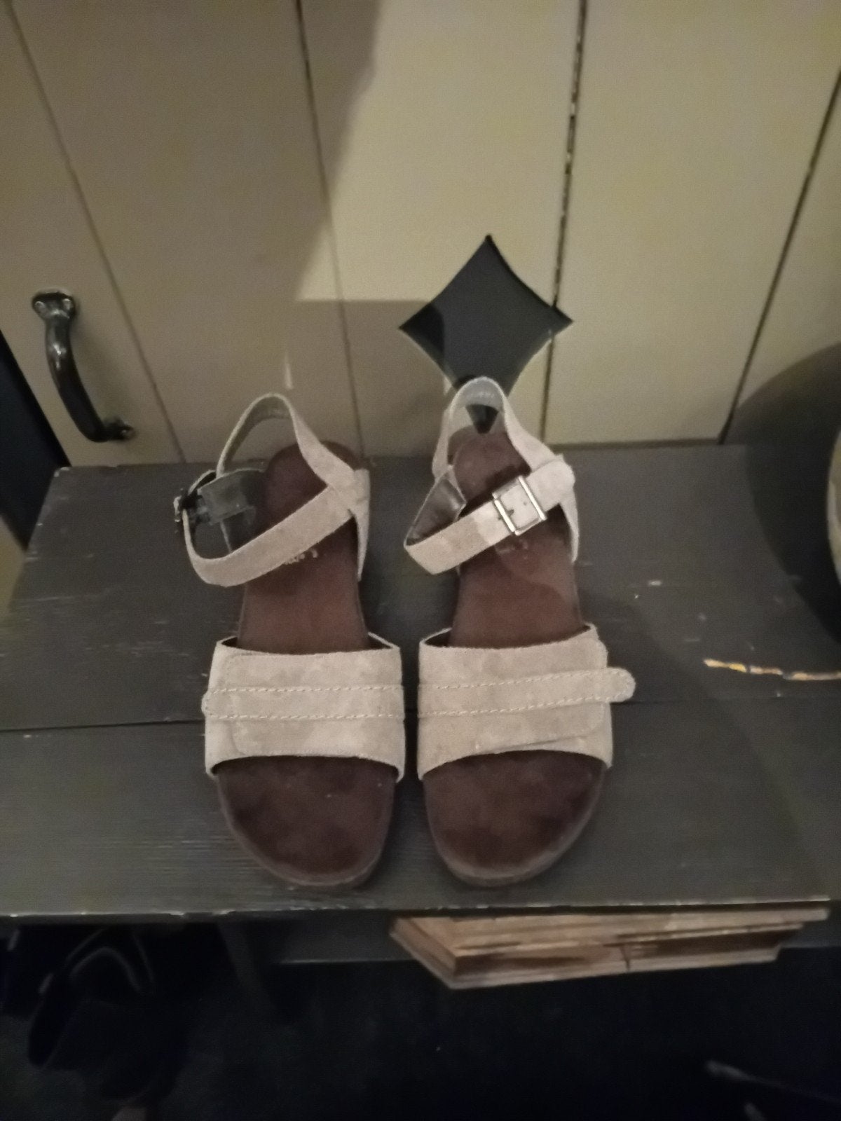 Zgan suede sandalen Rieker maat 41, Ophalen of Verzenden, Zo goed als nieuw, Sandalen of Muiltjes