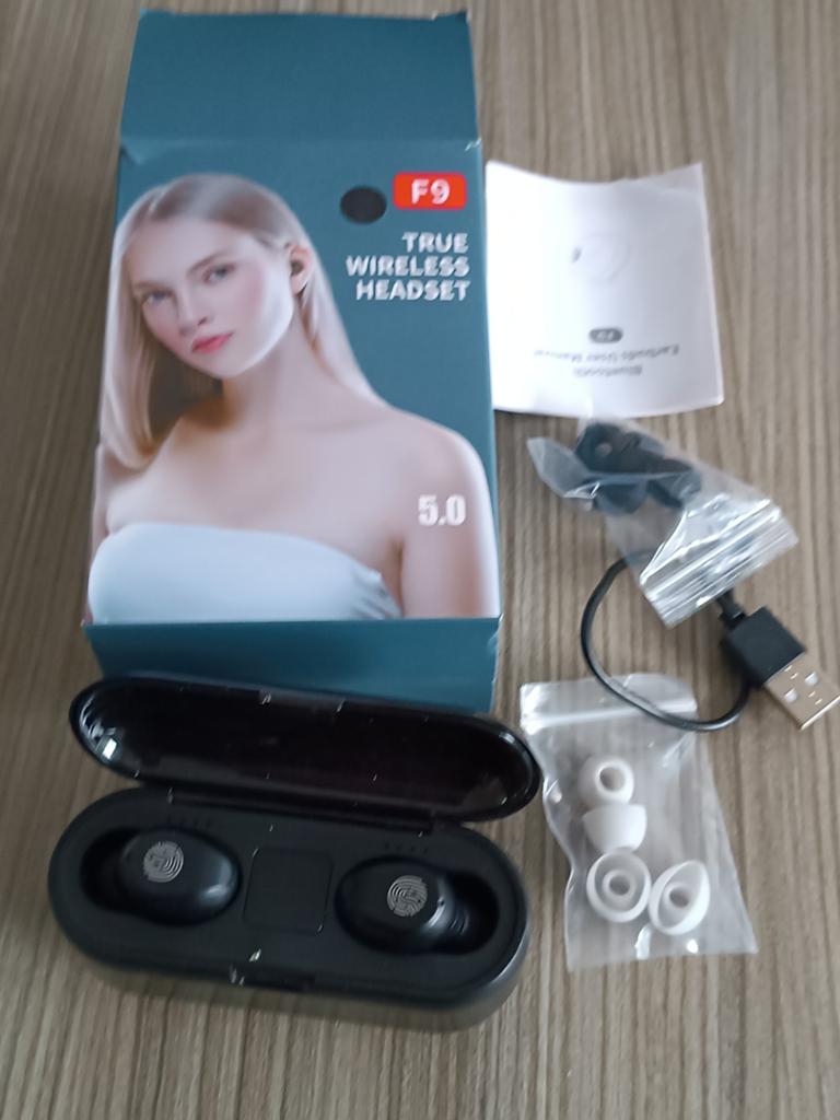 Bluetooth Headset F9 - Zo goed als nieuw, Overige merken, Zo goed als nieuw, Draadloos, Op oor (supra aural)