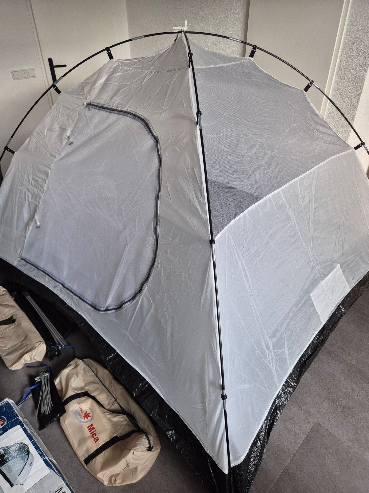 2-4 persoons koepel tent lichtgroen nieuw, Caravans en Kamperen, Ophalen of Verzenden, Nieuw