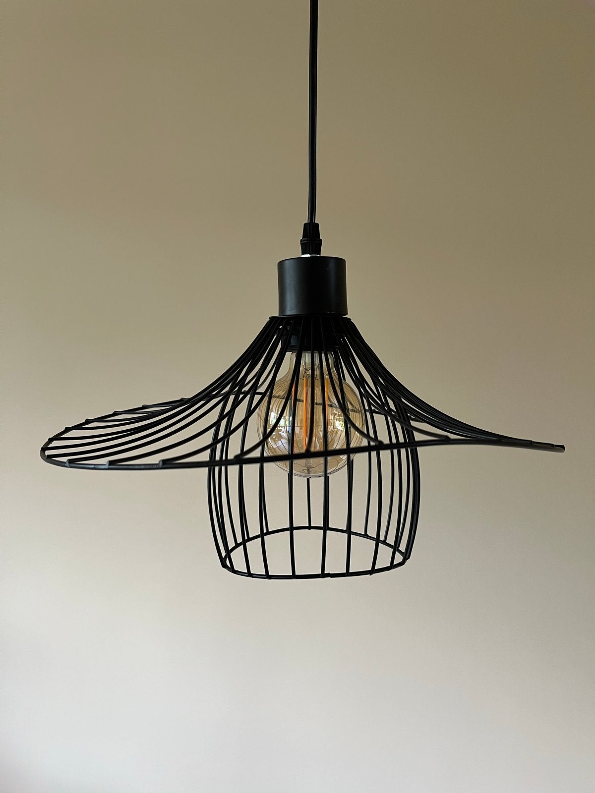 Zwarte hanglamp met lichtbron, diameter 35 cm, Ophalen, Zo goed als nieuw, Metaal, E27 (groot)