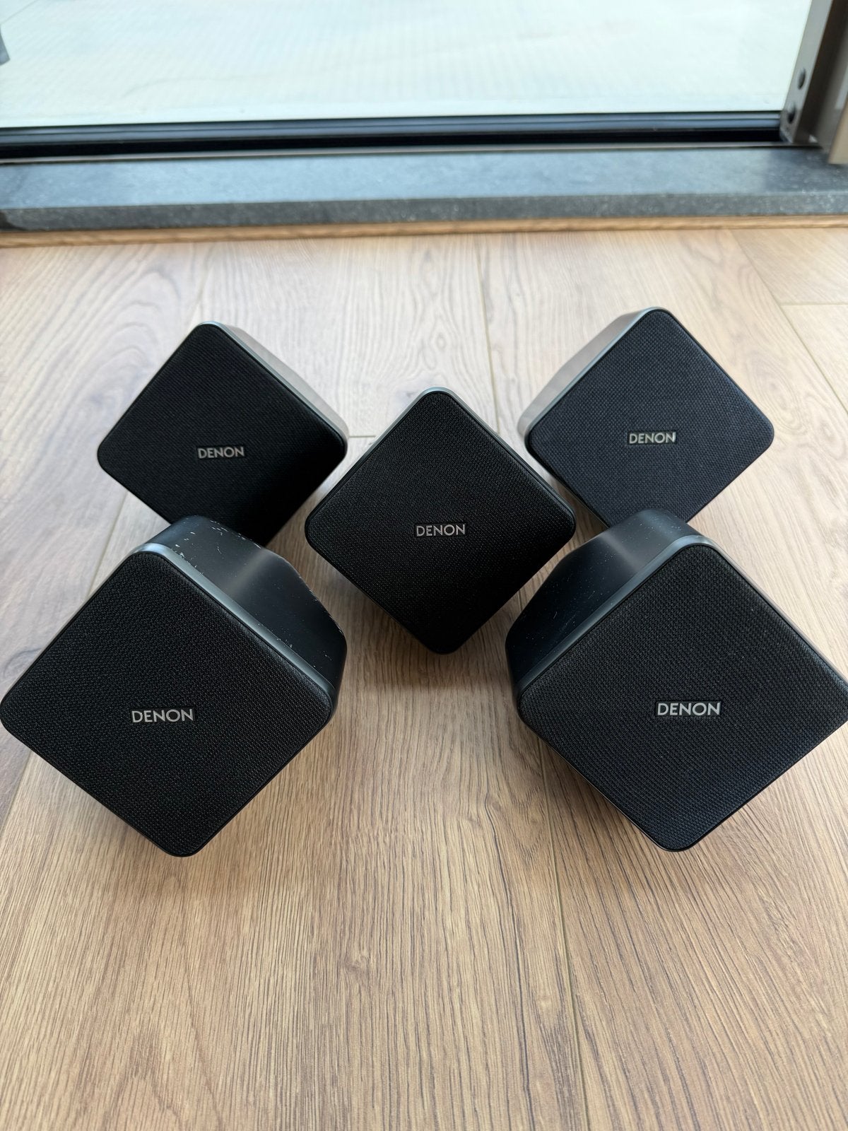 Foto 5 van Denon AVR-X2300W 7.2 Receiver met Denon SYS-2020 5.1 Speaker