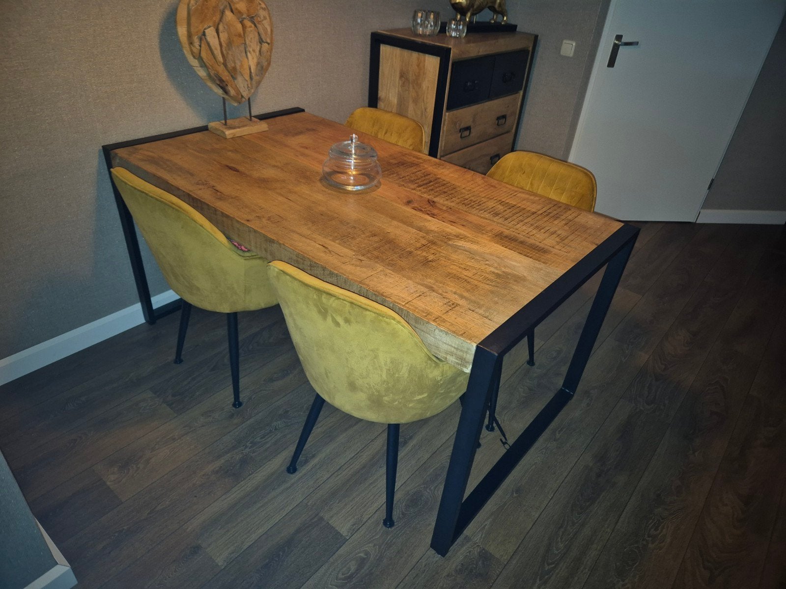 mango houten eettafel van de britt serie, Huis en Inrichting, Tafels | Eettafels, Zo goed als nieuw, 150 tot 200 cm, Vier personen
