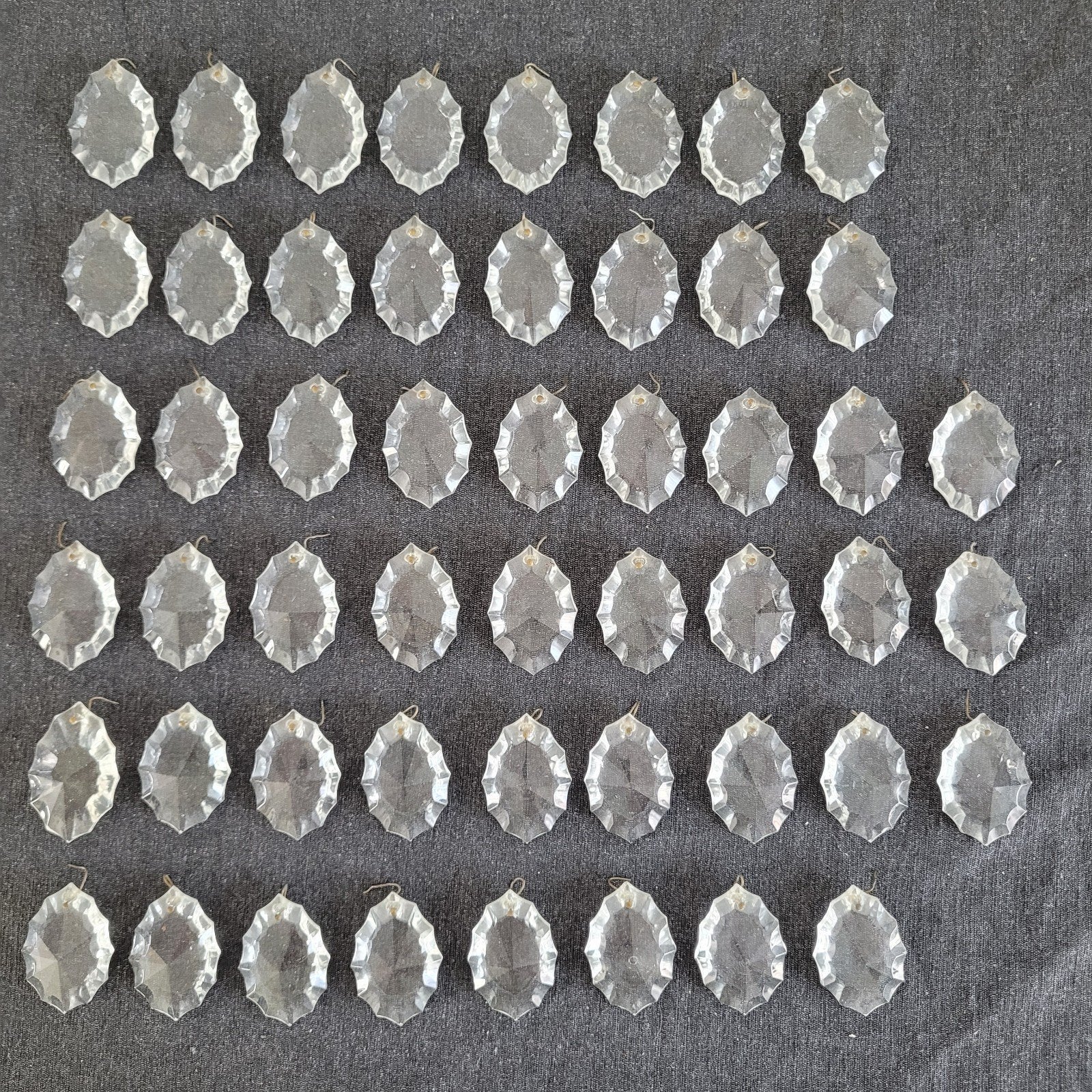 51 pegels diamant druppels onderdelen kroonluchter, Huis en Inrichting, Lampen | Kroonluchters, Ophalen of Verzenden, Gebruikt