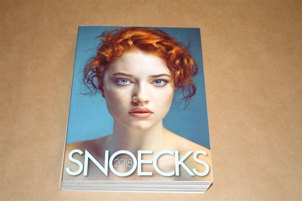 Snoecks 2018., Boeken, Kunst en Cultuur | Fotografie en Design, Verzenden, Zo goed als nieuw, Fotografen