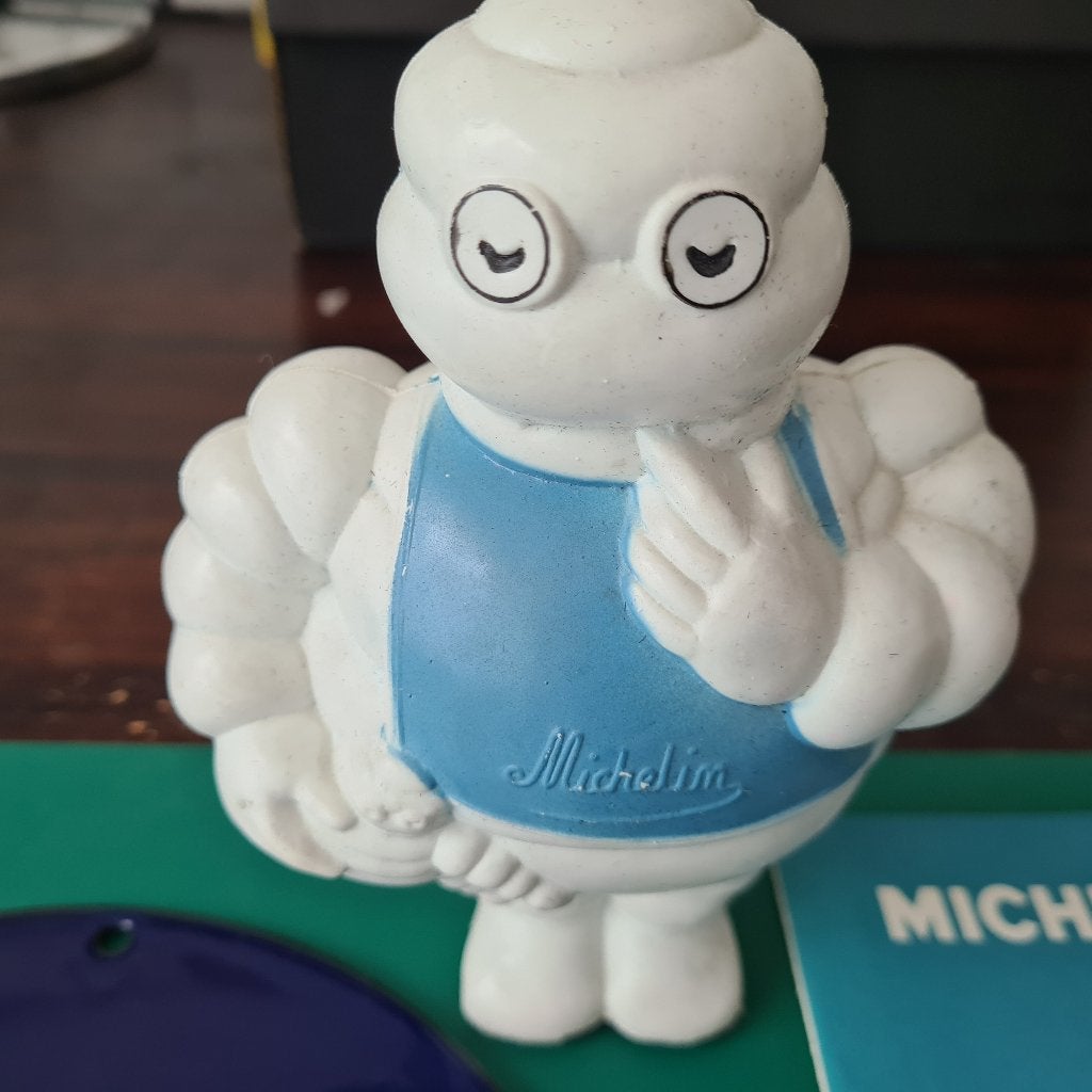 Michelin Bibendum met baby inclusief emaille Bord en boek., Ophalen of Verzenden, Gebruikt, Reclamebord
