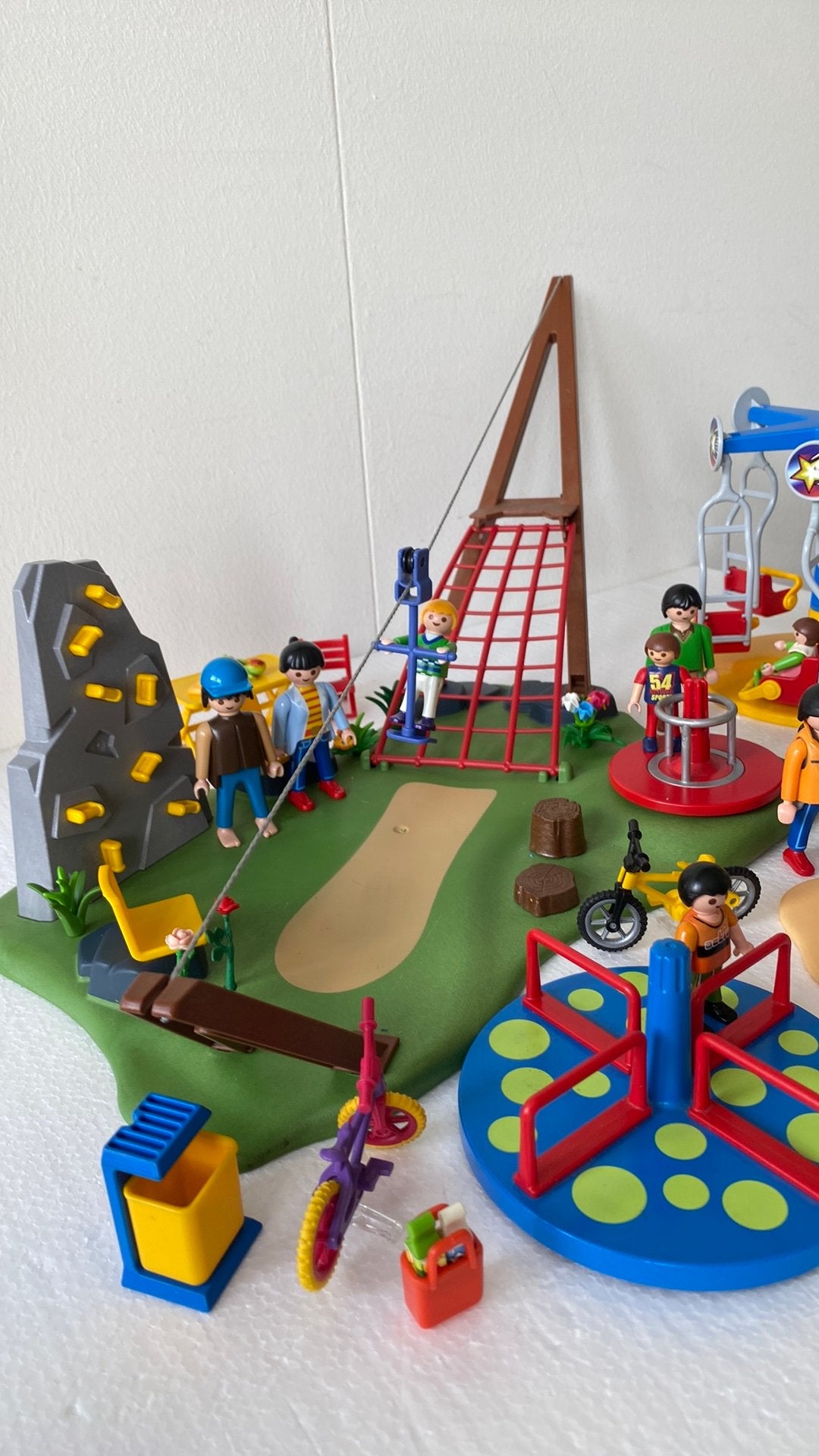 Playmobil speeltuin.  Met veel poppetjes Zie foto’s., Ophalen of Verzenden, Gebruikt, Los playmobil