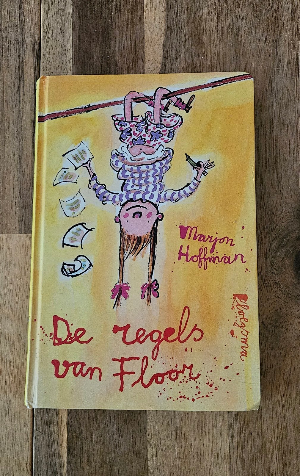 De regels van Floor, Ophalen of Verzenden, Zo goed als nieuw, Marjon Hoffman, Fictie algemeen