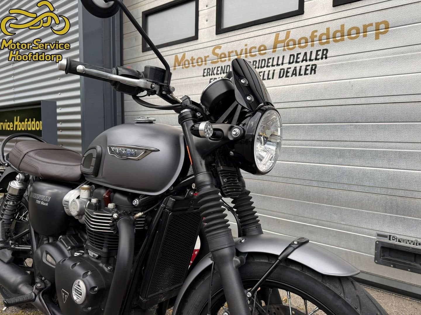 TRIUMPH BONNEVILLE T120 BLACK (bj 2018), Motoren, 2 cilinders, Chopper, Bedrijf, Onbekend