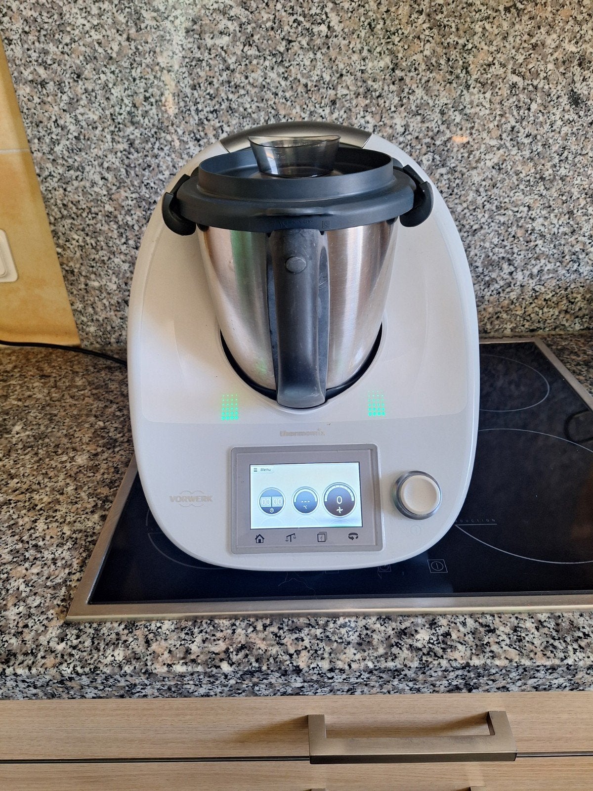 Thermomix TM5, 2 tot 3 liter, Ophalen of Verzenden, Gebruikt, 3 snelheden of meer