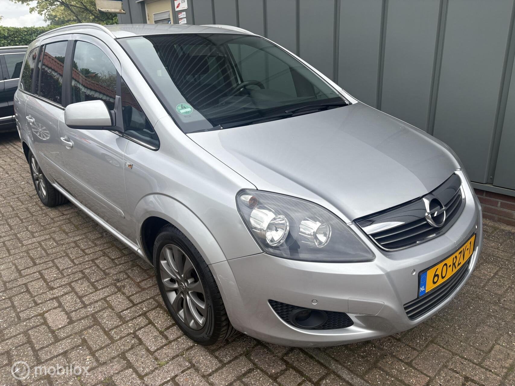 Opel Zafira 1.8 Edition 7 Persoons APK - NAP - Airco - Cruis, Euro 5, Stof, Gebruikt, Zwart