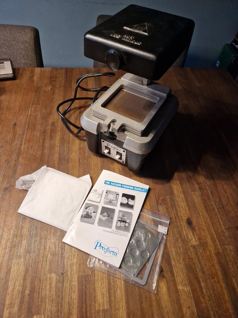 Key stone pro-form vacuum vormer / vacuümvormmachine, Hobby en Vrije tijd, Overige Hobby en Vrije tijd, Ophalen of Verzenden, Zo goed als nieuw