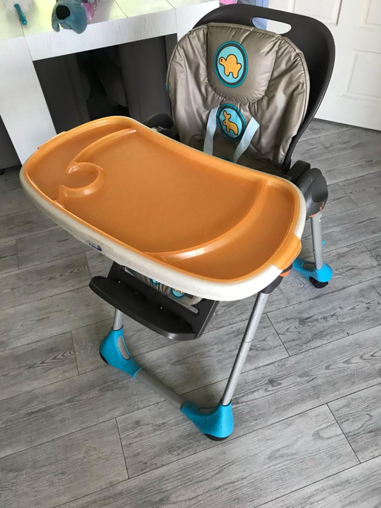 Chicco Polly Easy kinderstoel met eetblad, Kinderen en Baby's, Kinderstoelen, Ophalen of Verzenden, Gebruikt, Overige typen, Afneembaar eetblad