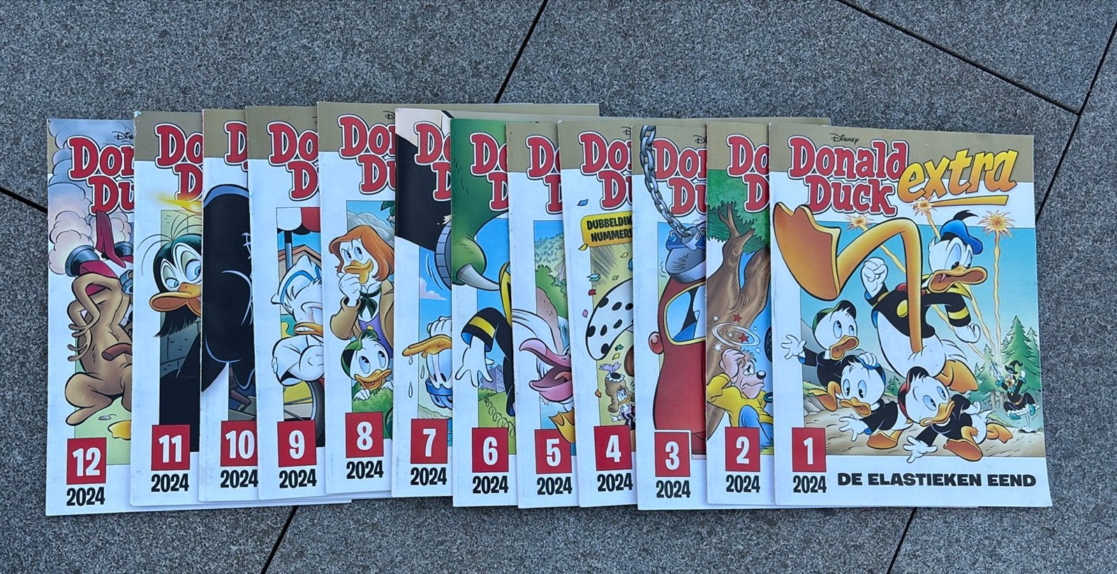 Donald Duck Extra 2024 - Complete set 12 nummers, Complete serie of reeks, Ophalen of Verzenden, Zo goed als nieuw