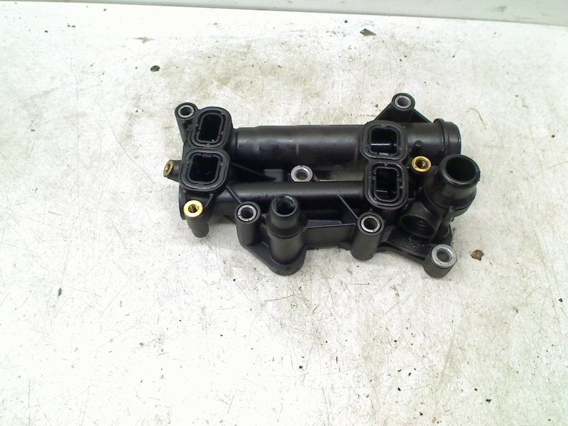 Oliefilter afscheider BMW 5 serie (F10) 2015 70379335, Gebruikt, Petuelring 130, München 80809, , Duitsland, BMW, Bayerische Motoren Werke AG