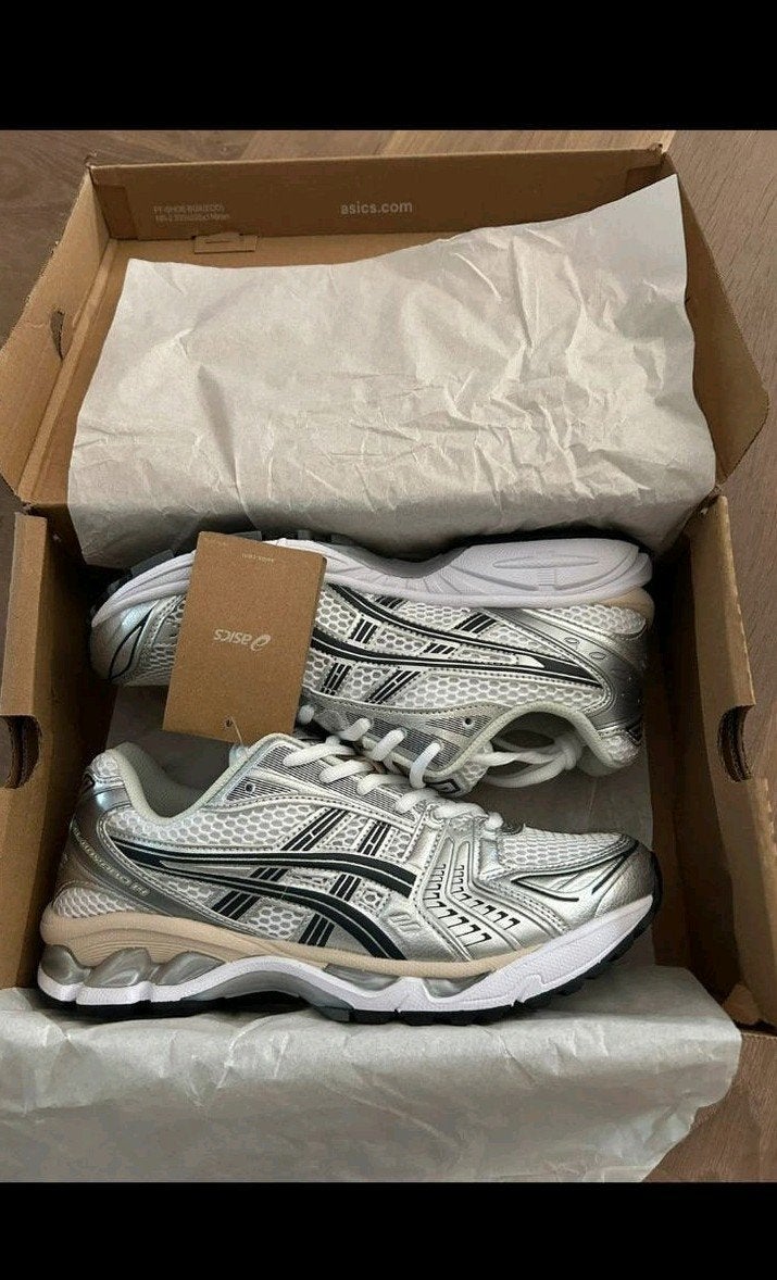 Asics Gel-Kayano 14 white midnight.   MAAR 42, Ophalen of Verzenden, Nieuw, Wit
