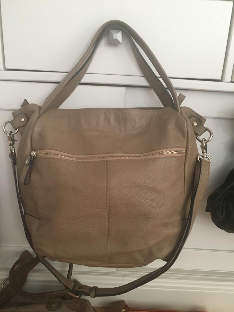 Smaak Amsterdam Leren Tas in Cappuccino Kleur, Sieraden, Tassen en Uiterlijk, Tassen | Damestassen, Ophalen of Verzenden, Gebruikt