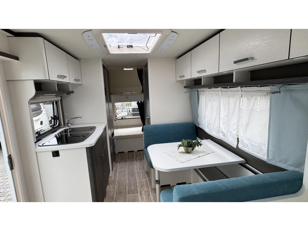 Dethleffs C'Go 495 QSK - Mover - Voortent, Dwarsbed, Schokbreker, Bedrijf, Treinzit