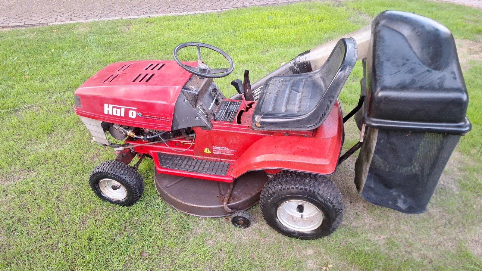 Hako Rasentrac 903E zitmaaier, Ophalen, Hako, 90 tot 120 cm, Gebruikt