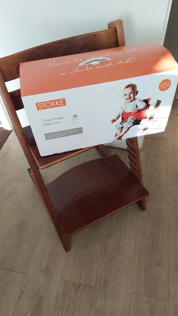 Stokke kinderstoel met rugsteun, zitje en anti-omkiep beugel, Ophalen, Gebruikt, Meegroeistoel, Stoelverkleiner
