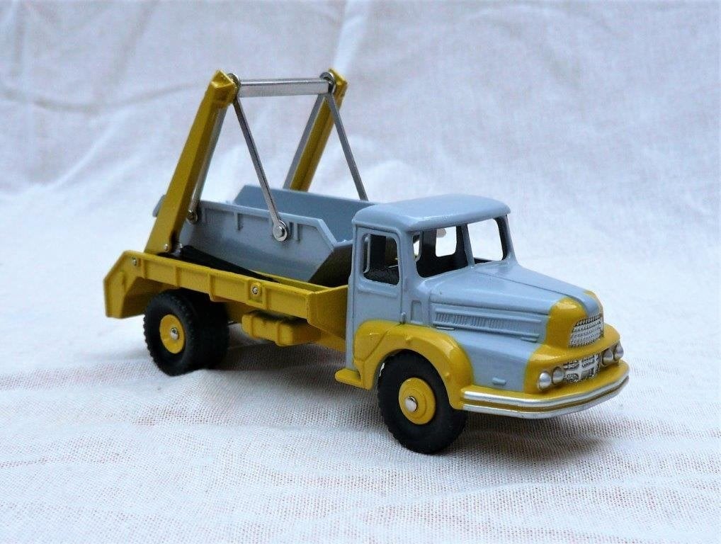 Atlas Dinky 38A Unic izoard met afzet container marrel., Ophalen of Verzenden, Nieuw, Bus of Vrachtwagen, Overige merken