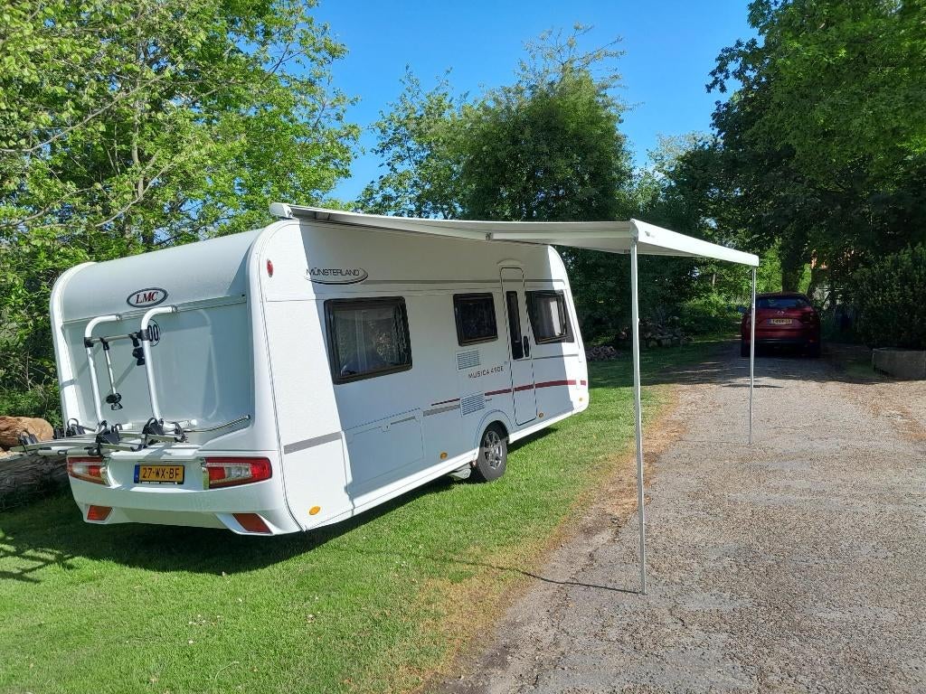 Caravan LMC 490 E - 2020, Caravans en Kamperen, Rondzit, 7 tot 8 meter, 2 aparte bedden, LMC en Münsterland