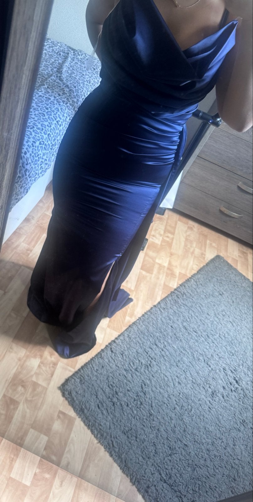Elegante marineblauwe avondjurk met split, Kleding | Dames, Jurken, Blauw, Ophalen of Verzenden, Zo goed als nieuw, Maat 36 (S)