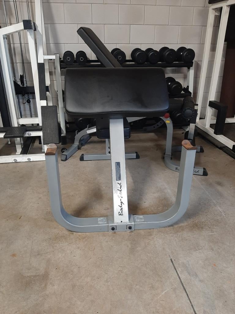 Body solid preacher curl, Sport en Fitness, Fitnessmaterialen, Ophalen, Zo goed als nieuw, Fitnessbank