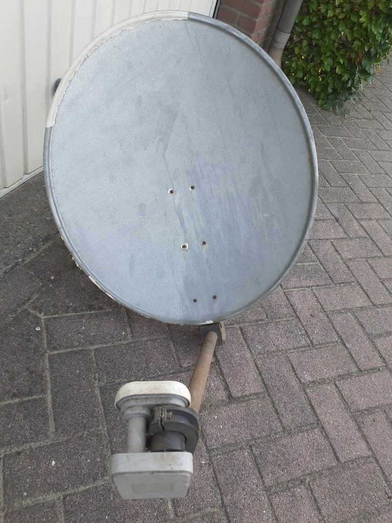 Schotelantenne met dubbele kop (opknapper), Ophalen, Gebruikt, (Schotel)antenne, Overige merken