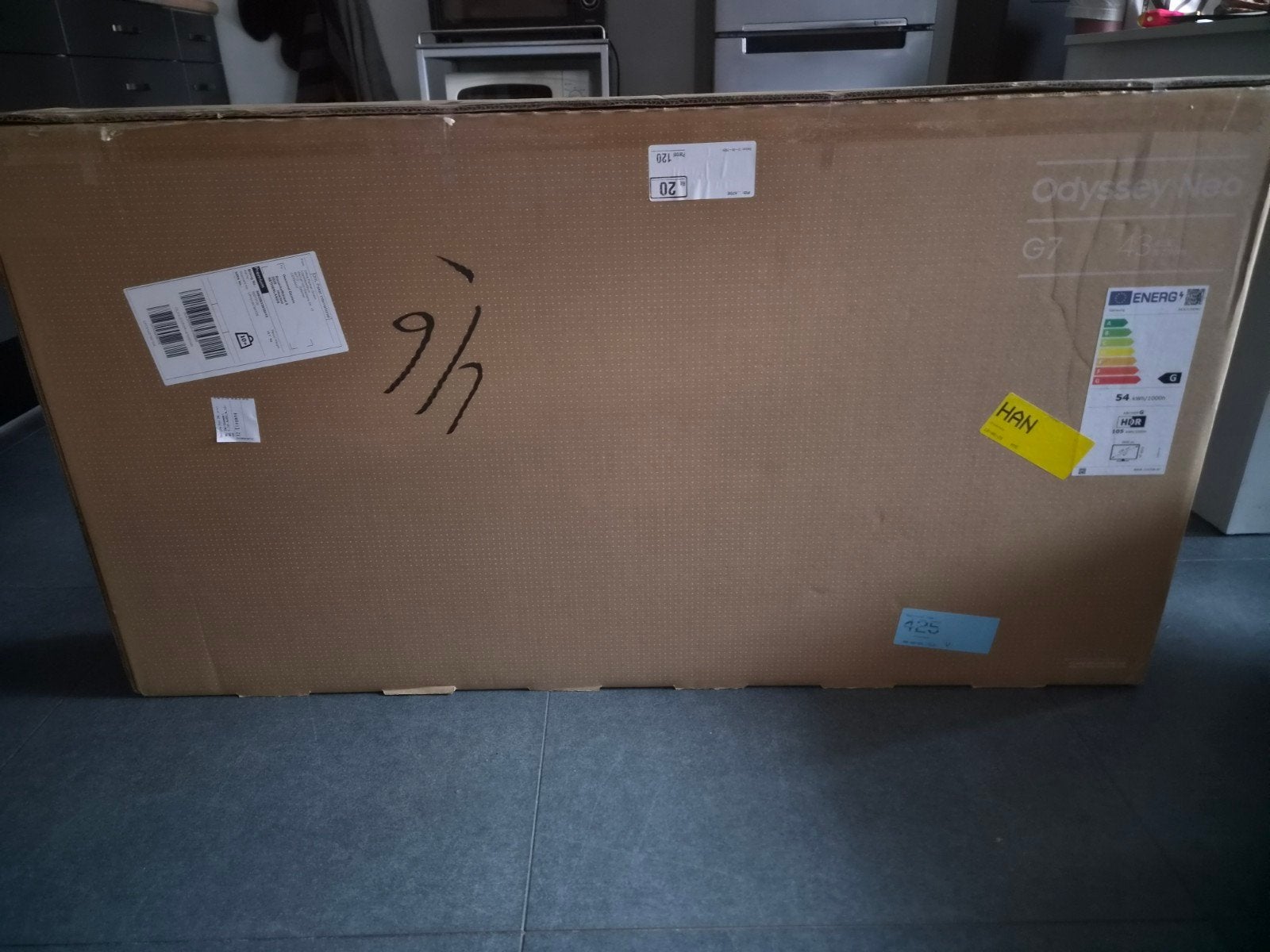 Foto 4 van Samsung Odyssey G7 Neo 43 Inch 4K 144Hz  gaming monitor