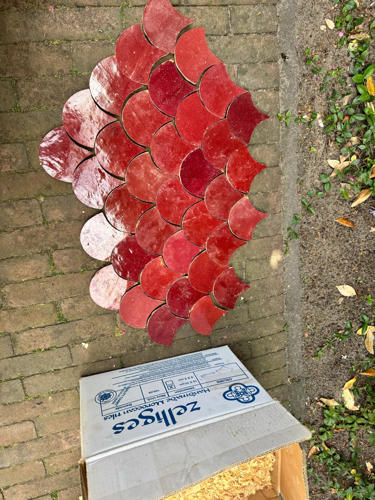 Zelliges Marokkaanse visschub tegels bordeaux rood (0,68m2), Ophalen, Nieuw, Minder dan 20 cm, Minder dan 5 m²