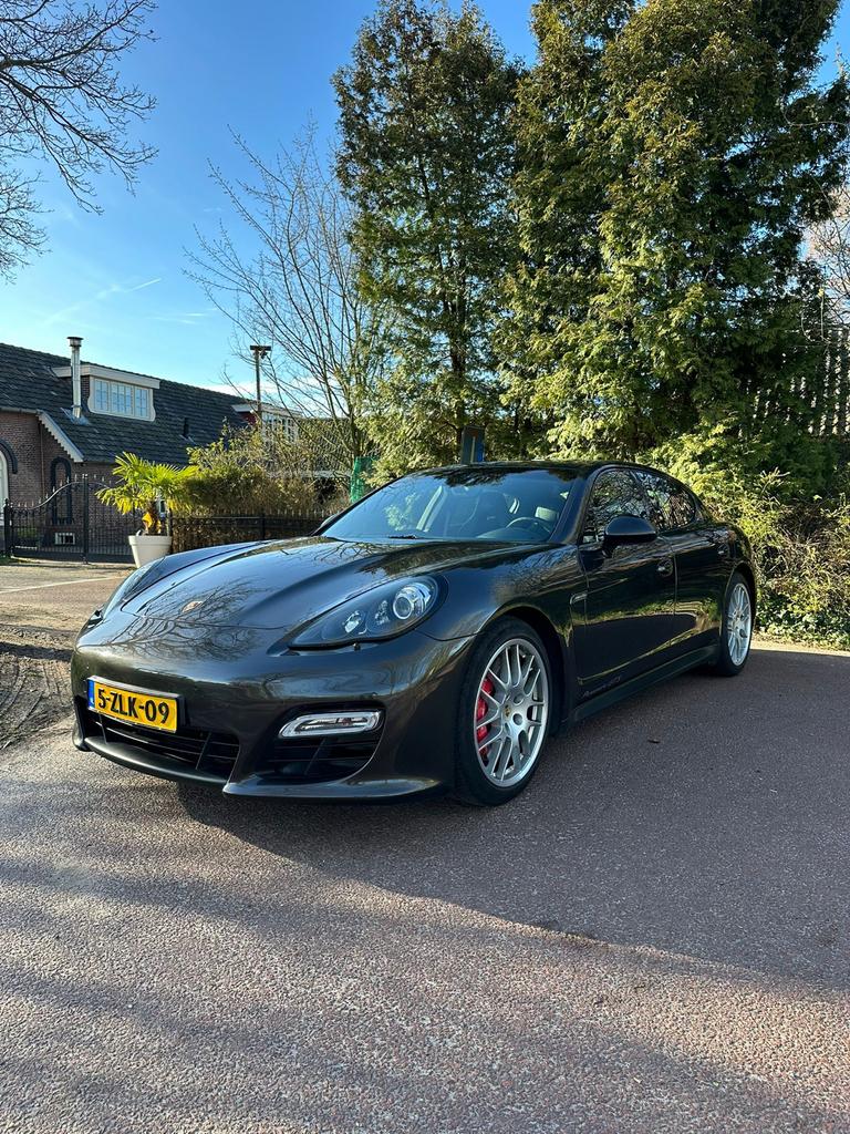 Porsche Panamera 4.8 GTS AUT 2012 Grijs, Auto's, Porsche, Automaat, 430 pk, Adaptive Cruise Control, 4 stoelen