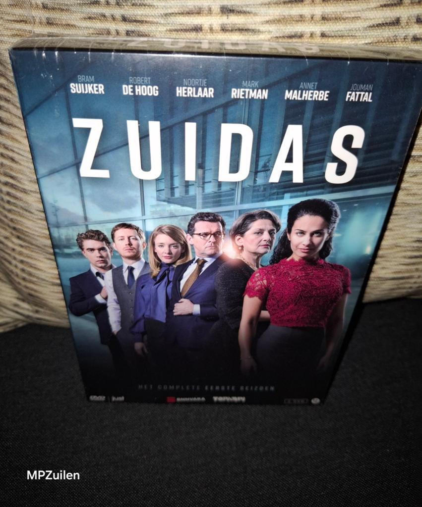 Zuidas  .. seizoen 1, Vanaf 12 jaar, Ophalen of Verzenden, Nieuw in verpakking, Drama