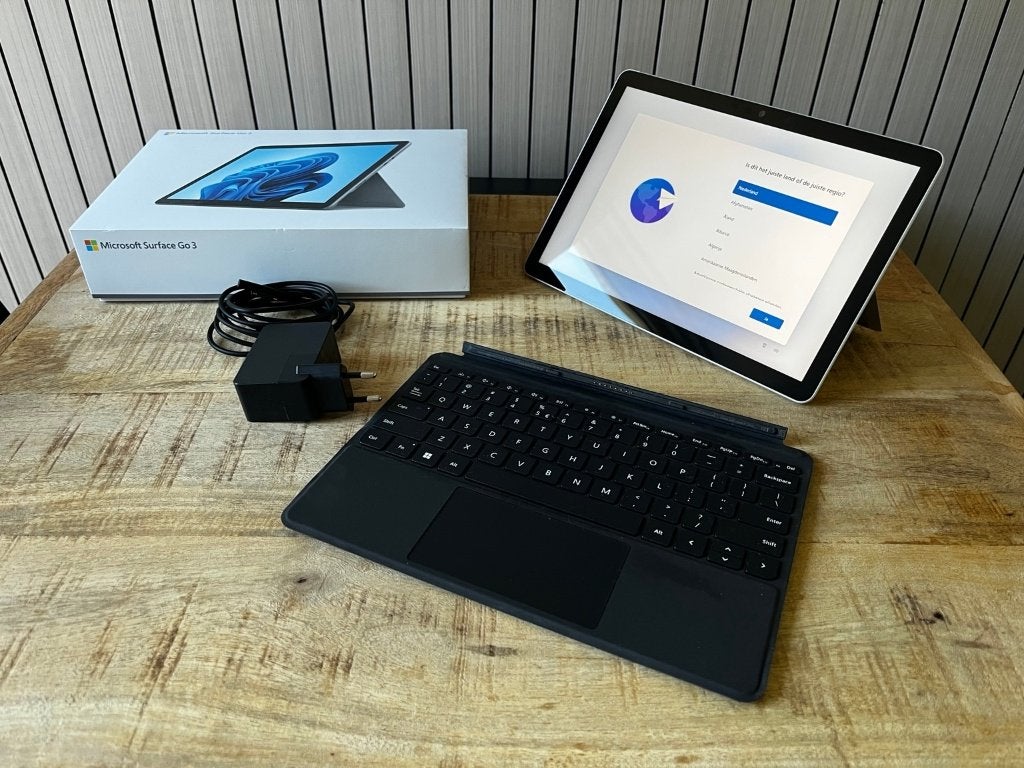 Microsoft Surface Go 3 | Type Cover | Org doos | Nette staat, Computers en Software, Windows Laptops, Gebruikt, Met touchscreen