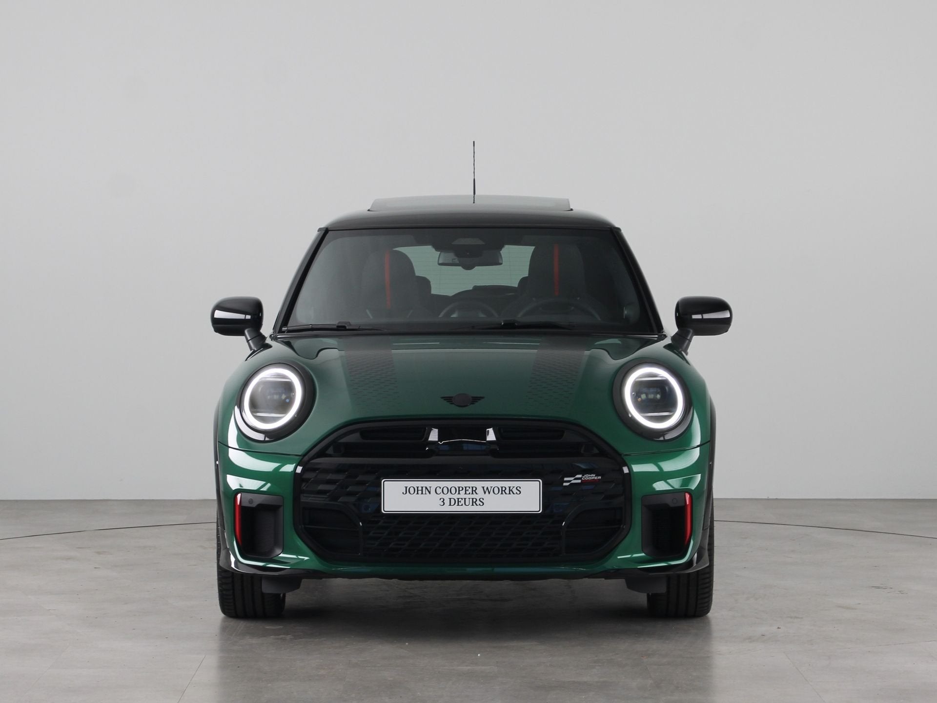 MINI Cooper John Cooper Works Pakket XL PRIVATE LEASE EUR 82, Auto's, Zwart, 4 cilinders, 4 stoelen, Bedrijf