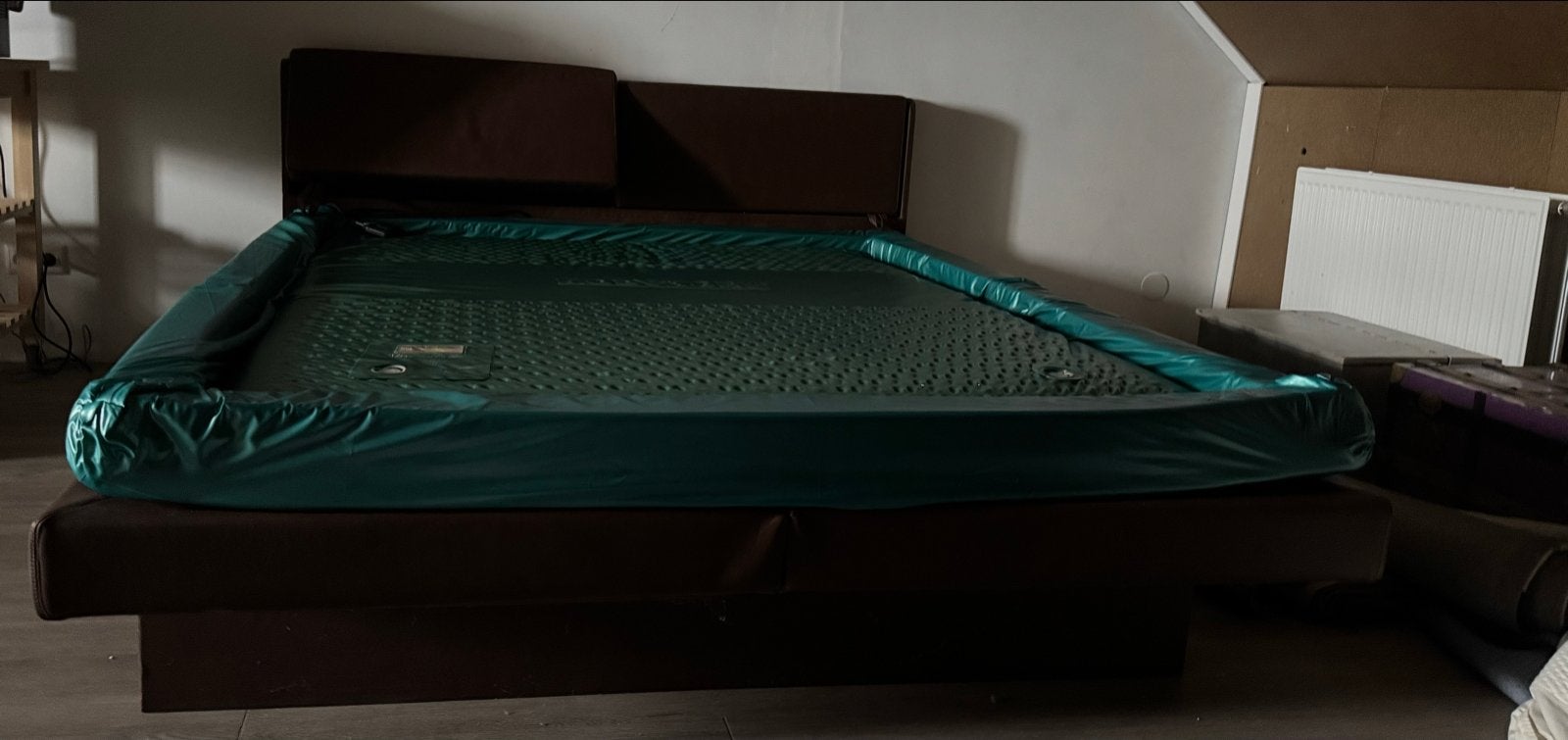 Bodytone waterbed 180x220 cm - Zo goed als nieuw, Ophalen, Bruin, Tweepersoons, Zo goed als nieuw