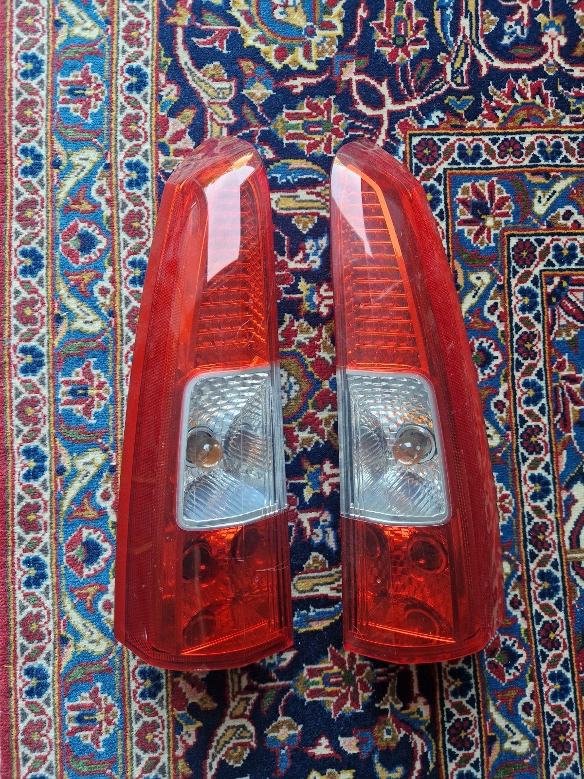 Volvo V70 2004- 2007 bovenste deel achterlicht, Auto-onderdelen, Verlichting, Ophalen of Verzenden, Gebruikt, Volvo