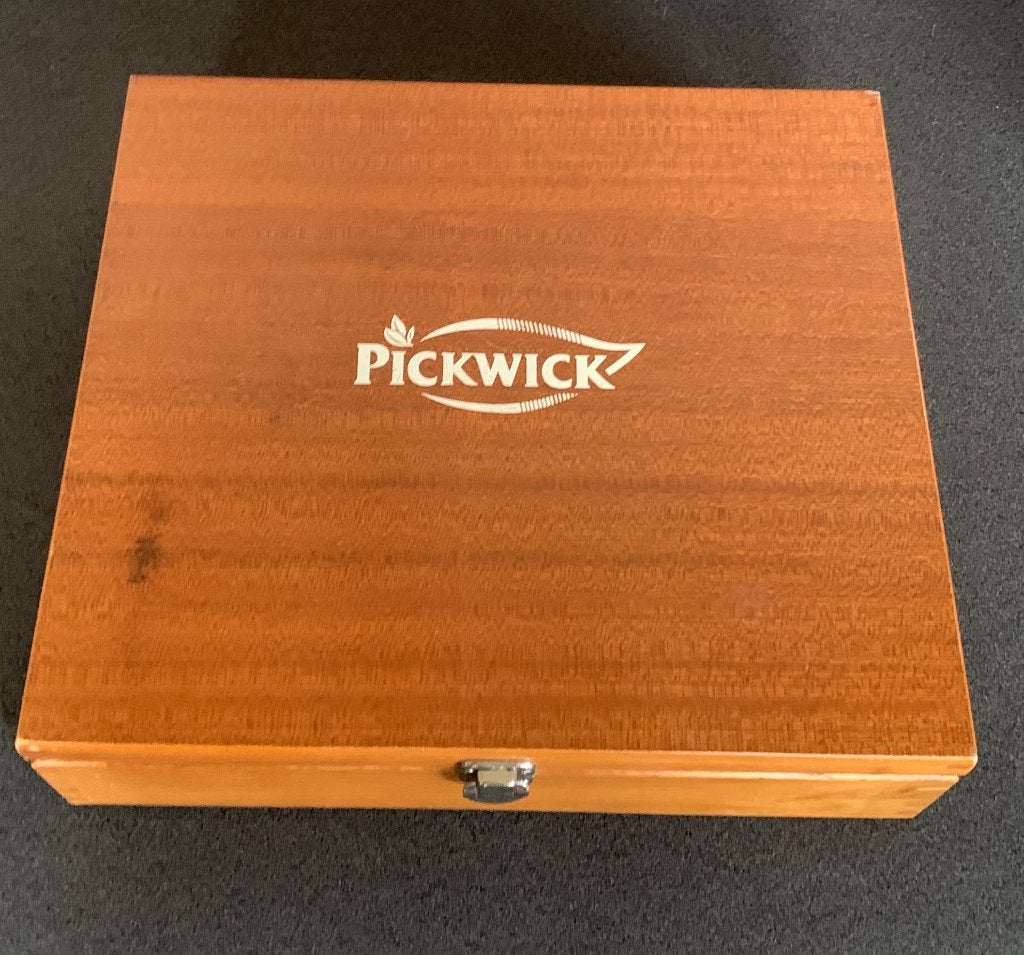 Pickwick theedoos, Ophalen, Gebruikt