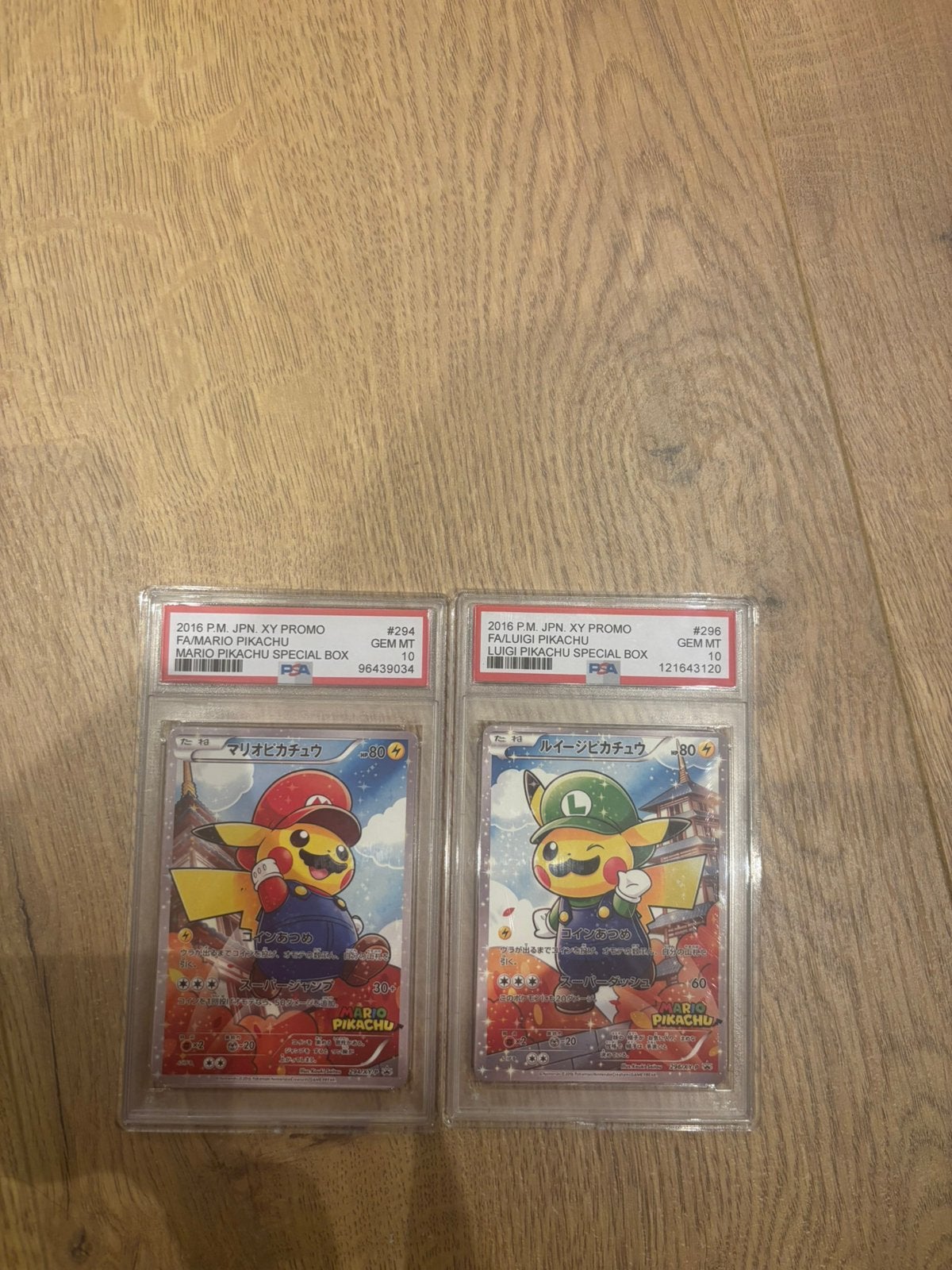 Pokémon Pikachu Replica Kaarten – PSA Case, Hobby en Vrije tijd, Ophalen of Verzenden, Nieuw, Meerdere kaarten