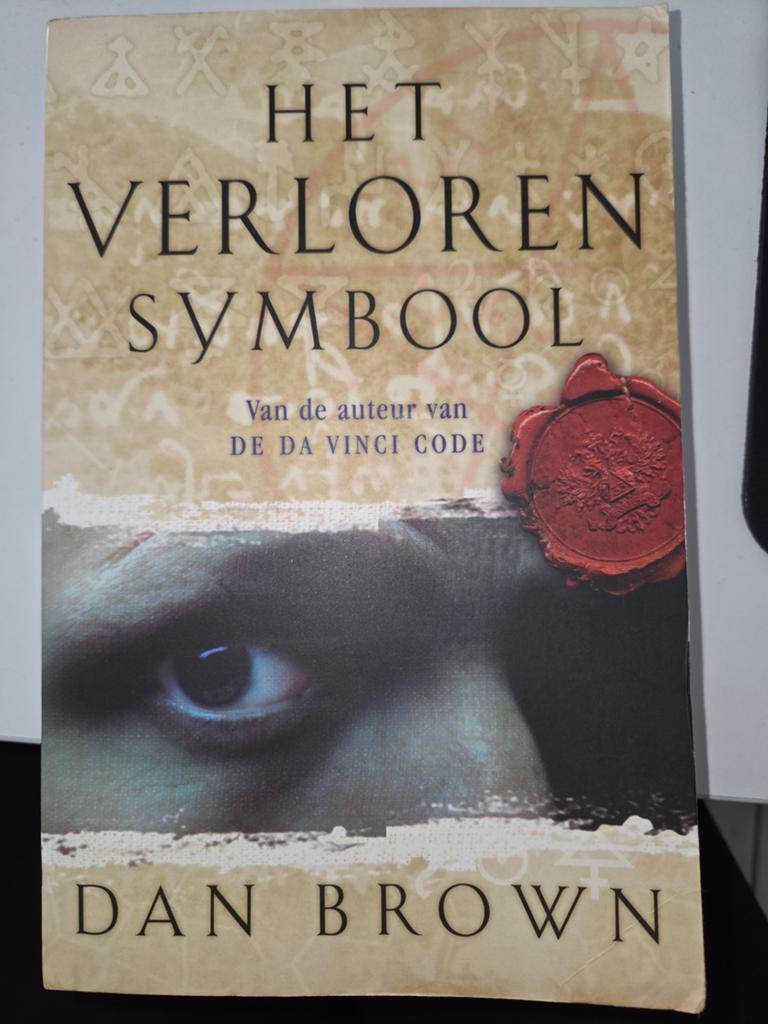 Het Verloren Symbool - Dan Brown (Paperback), Ophalen of Verzenden, Gelezen, Dan Brown, Nederland