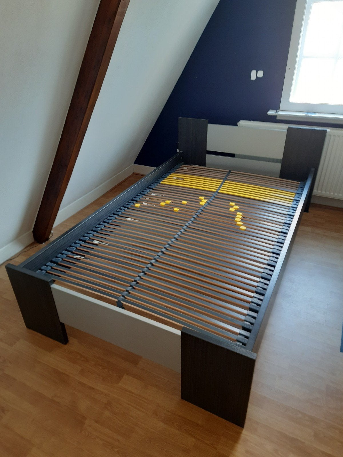 Woody bed 120x210 cm twijfelaar, Ophalen of Verzenden, Twijfelaar, Hout, 120 cm