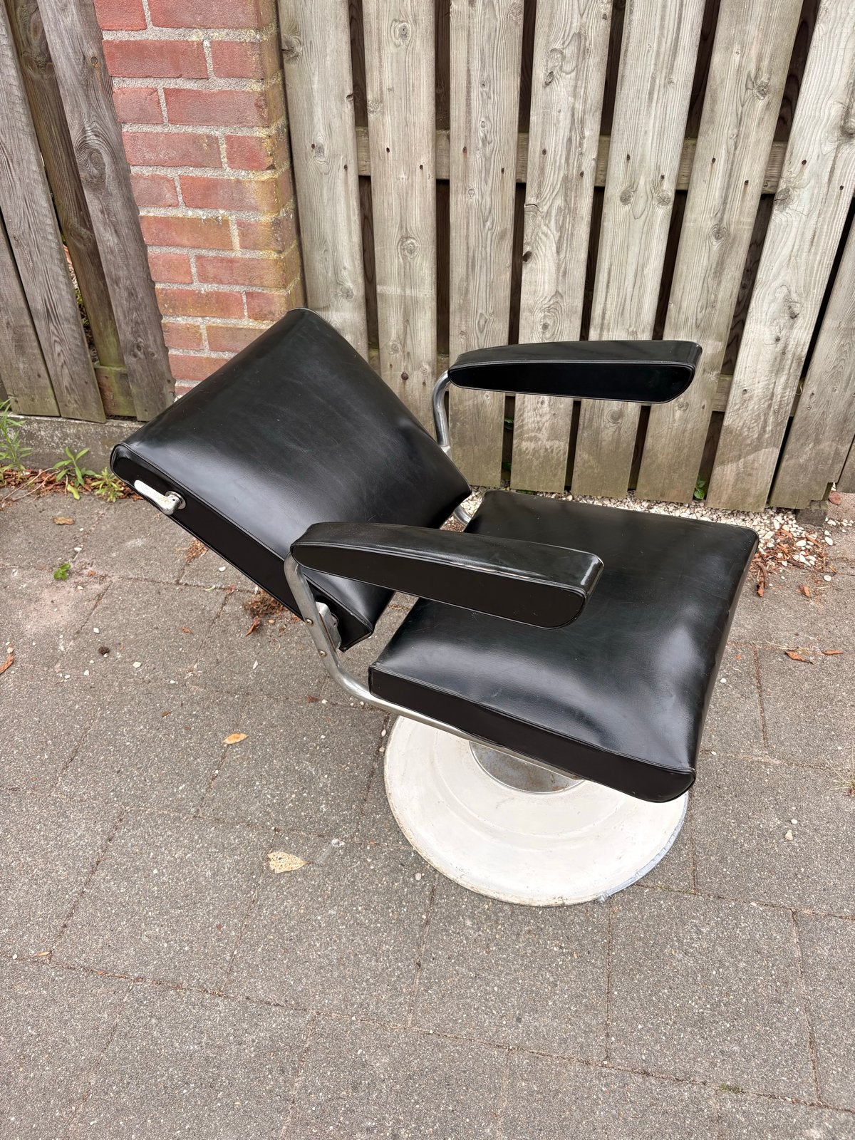 Oude verstelbare barberstoel, Gebruikt, Zwart, Leer, Ophalen of Verzenden